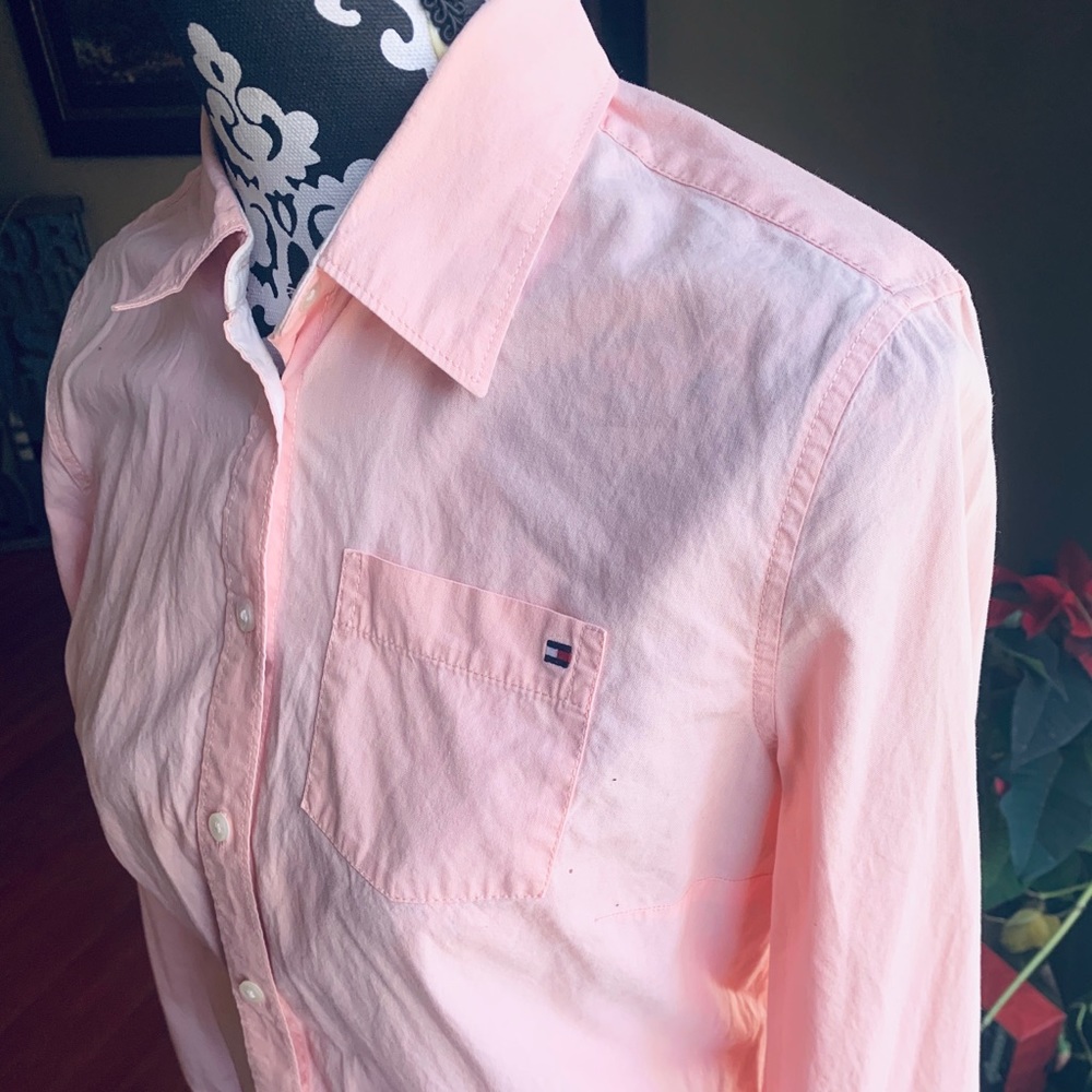 TH buttoned down
